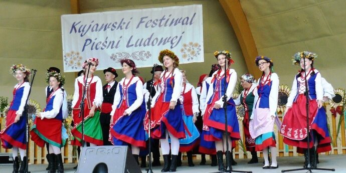 LGD Czarnoziem na Soli - X Kujawski Festiwal Pieśni  Ludowej w Inowrocławiu "WSZYSCY POLACY TO JEDNA RODZINA"