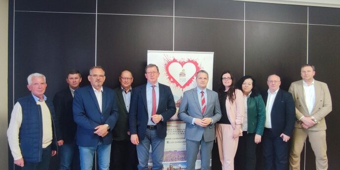 LGD Czarnoziem na Soli -  Dnia 10 maja 2023r. odbyło się spotkanie konsultacyjne dotyczące opracowania Lokalnej Strategii Rozwoju na lata 2021-2027