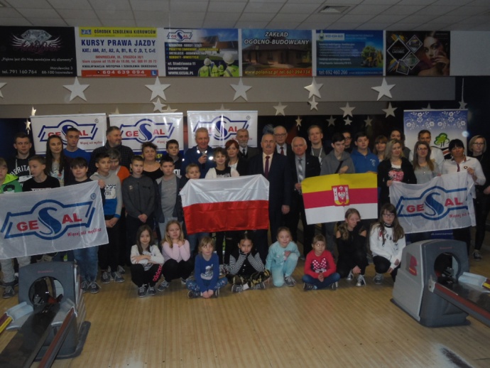 LGD Czarnoziem na Soli - LGD i Gesal wśród śnieżnych kręgli ...